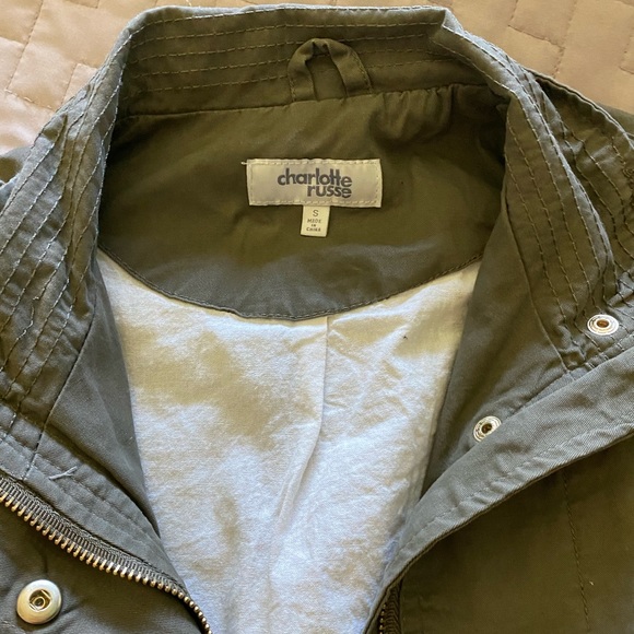 Army Jacket Size Small - Picture 4 of 10
